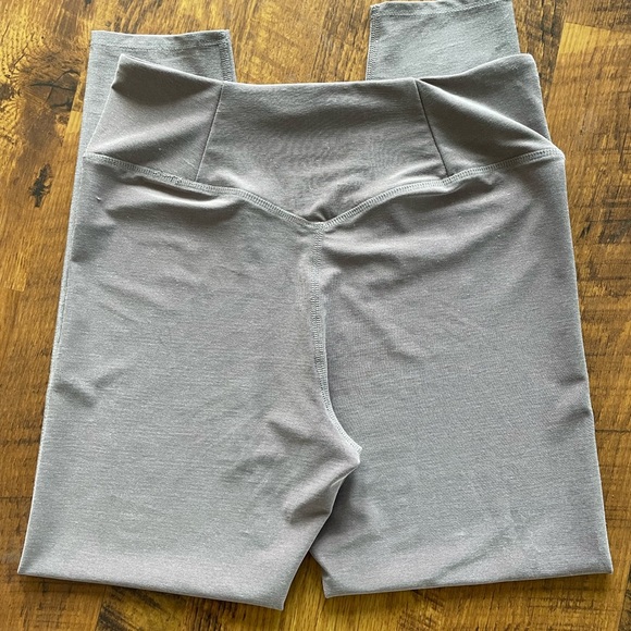 Colorsphere Dual Color Legging - Pinksphere - Picture 6 of 8